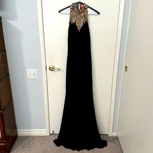 Javoni Black Fitted High Neck Racer Back Dress with Golden Jeweled Collar Size 0